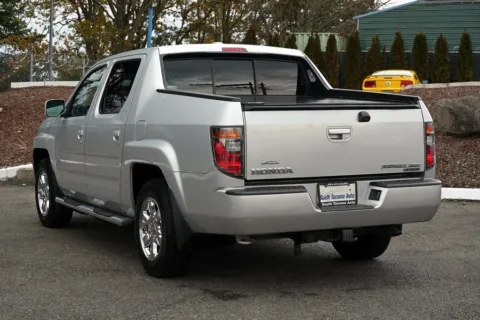 More photos of 2007 Honda Ridgeline RTL at South Tacoma Auto, WA