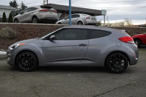 More photos of 2016 Hyundai Veloster at South Tacoma Auto, WA