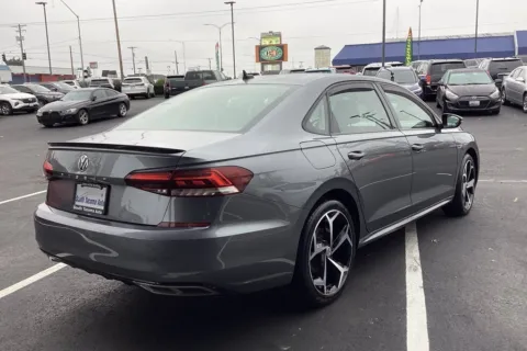 More photos of 2020 Volkswagen Passat 2.0T R-Line at South Tacoma Auto, WA