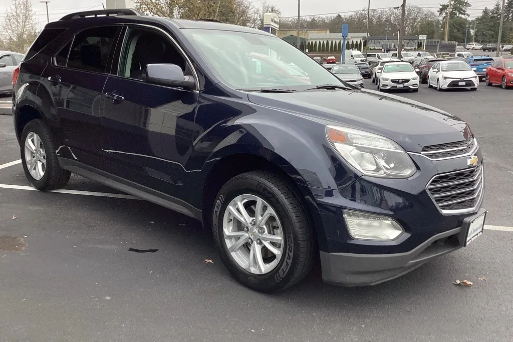 Blue 2017 Chevrolet Equinox LT for sale in Tacoma, WA