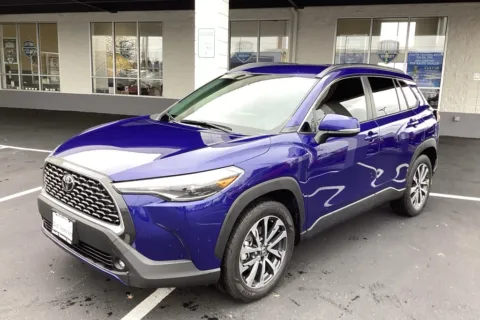 More photos of 2022 Toyota Corolla Cross XLE AWD at South Tacoma Auto, WA