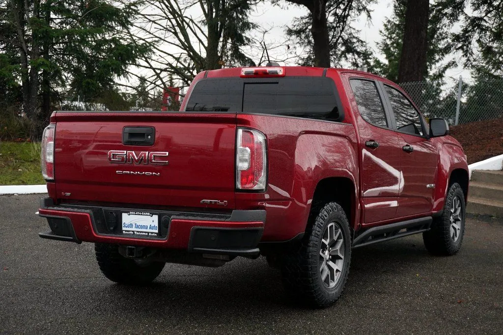 GMC Canyon photo 7