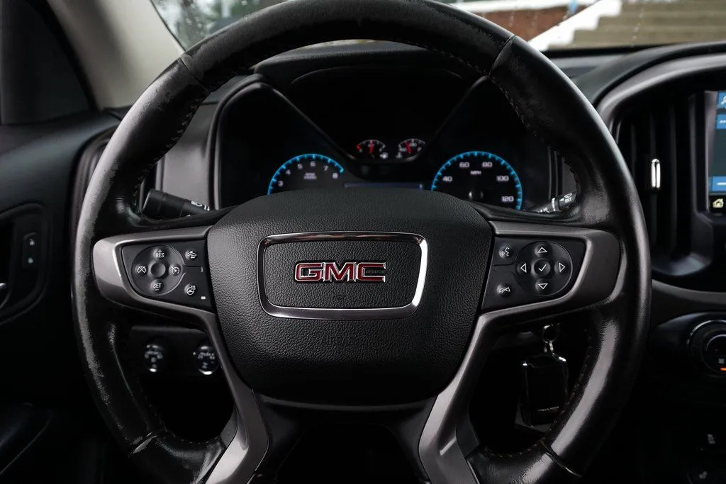GMC Canyon photo 22