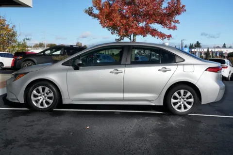 More photos of 2024 Toyota Corolla LE at South Tacoma Auto, WA