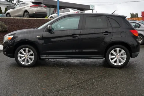 More photos of 2014 Mitsubishi Outlander Sport ES at South Tacoma Auto, WA
