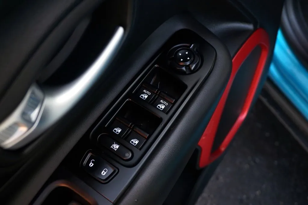 Jeep Renegade photo 15
