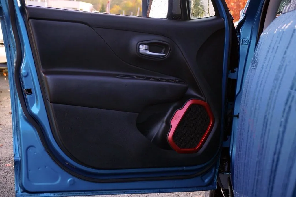 Jeep Renegade photo 12