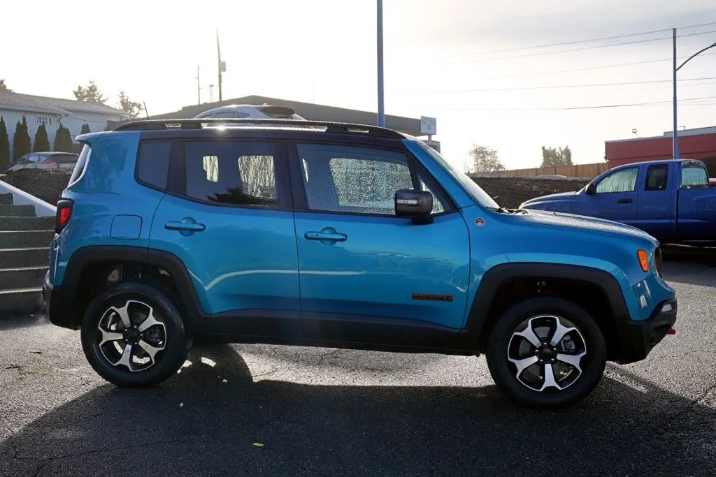 Jeep Renegade photo 8