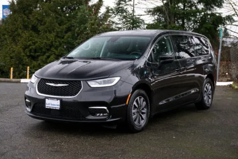 Another view of 2023 Chrysler Pacifica Hybrid Touring L for sale in Tacoma, WA at South Tacoma Auto