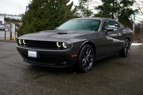 More photos of 2022 Dodge Challenger SXT at South Tacoma Auto, WA