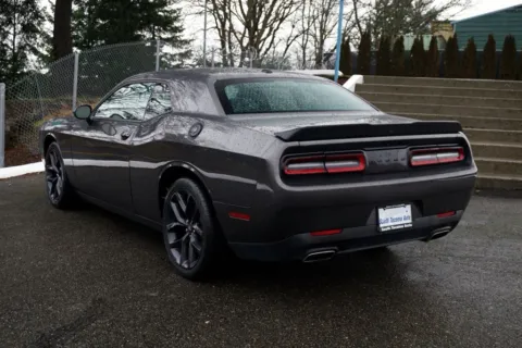 More photos of 2022 Dodge Challenger SXT at South Tacoma Auto, WA