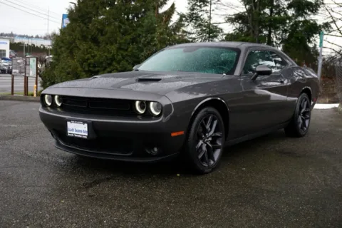 More photos of 2022 Dodge Challenger SXT at South Tacoma Auto, WA