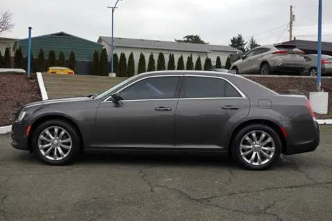 More photos of 2018 Chrysler 300 Touring at South Tacoma Auto, WA