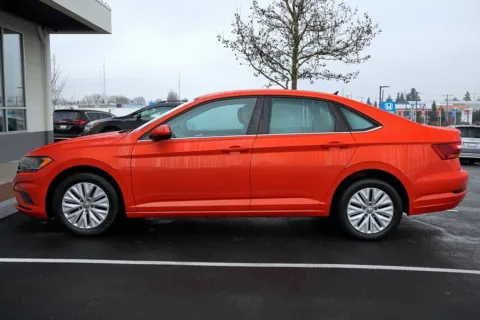 More photos of 2019 Volkswagen Jetta 1.4T S at South Tacoma Auto, WA