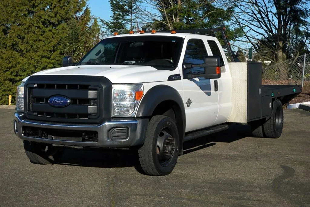 Ford F-450SD photo 3
