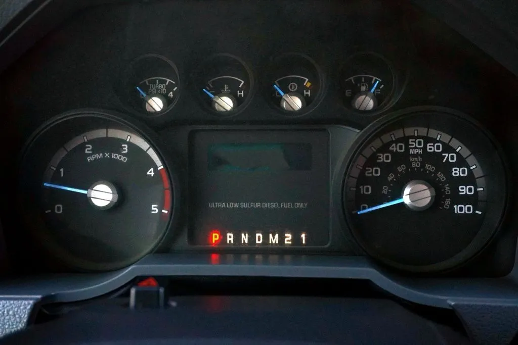 Ford F-450SD photo 19