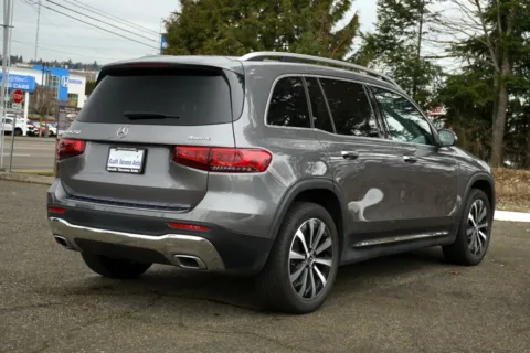 More photos of 2022 Mercedes-Benz GLB 250 4MATIC at South Tacoma Auto, WA