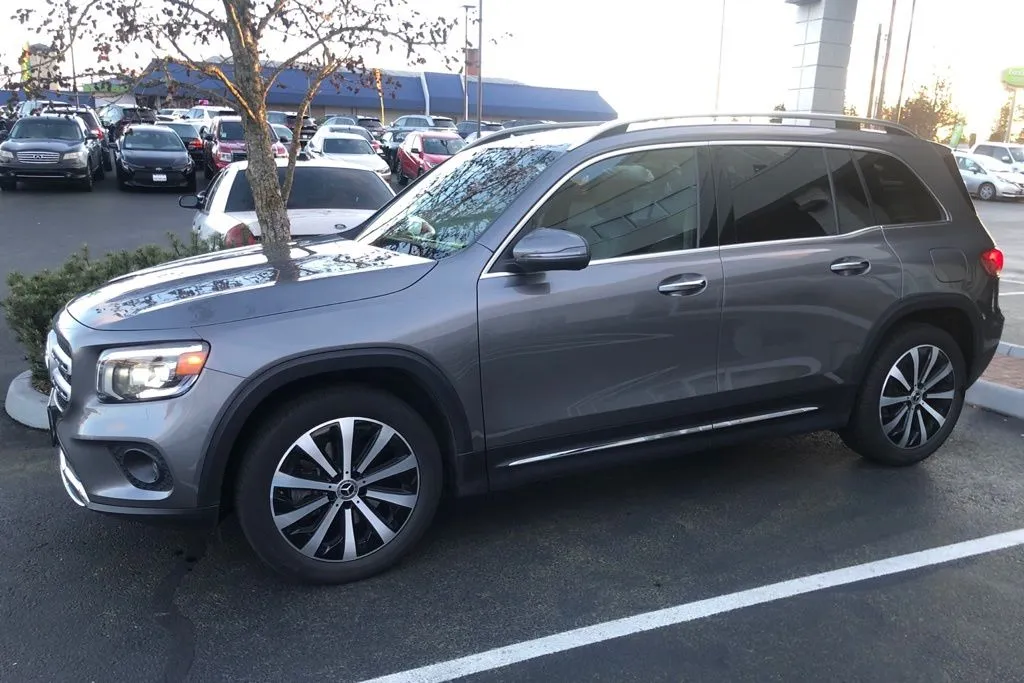 Gray 2022 Mercedes-Benz GLB 250 4MATIC for sale in Tacoma, WA