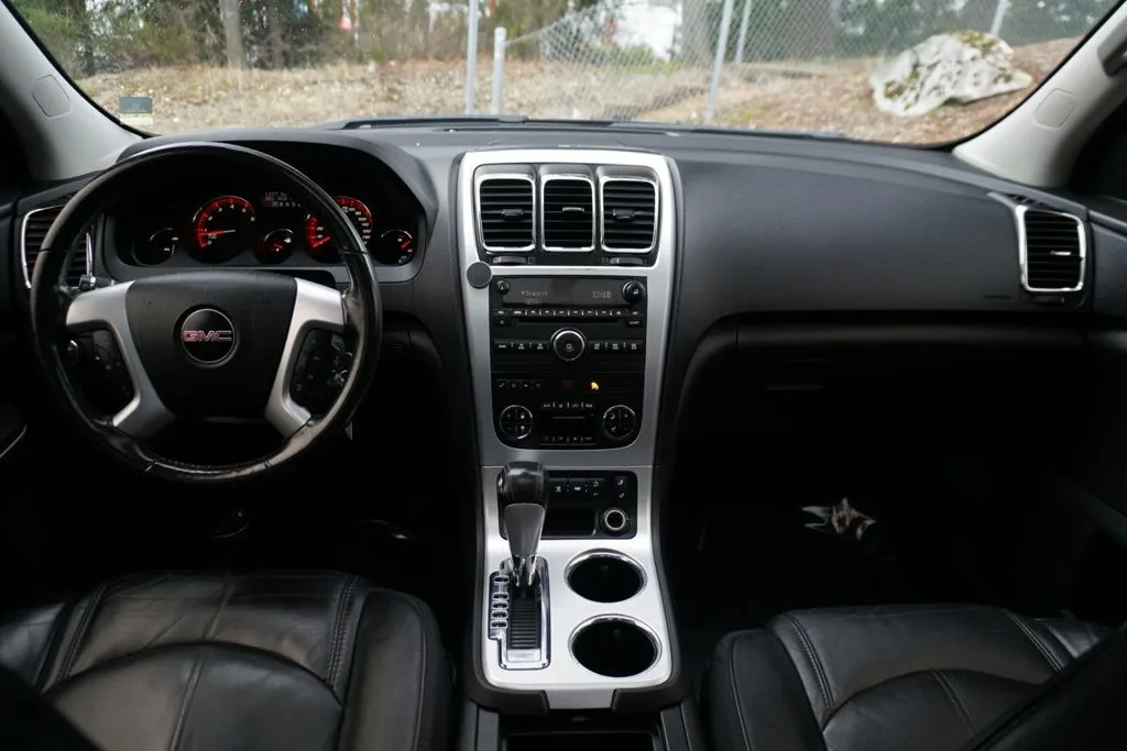 GMC Acadia photo 24