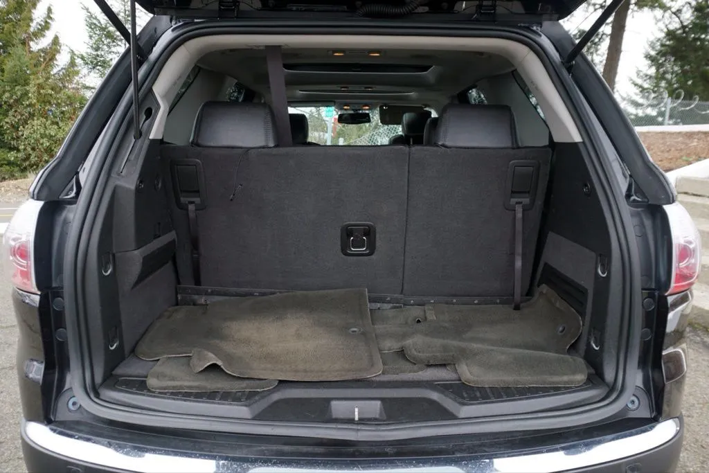 GMC Acadia photo 19