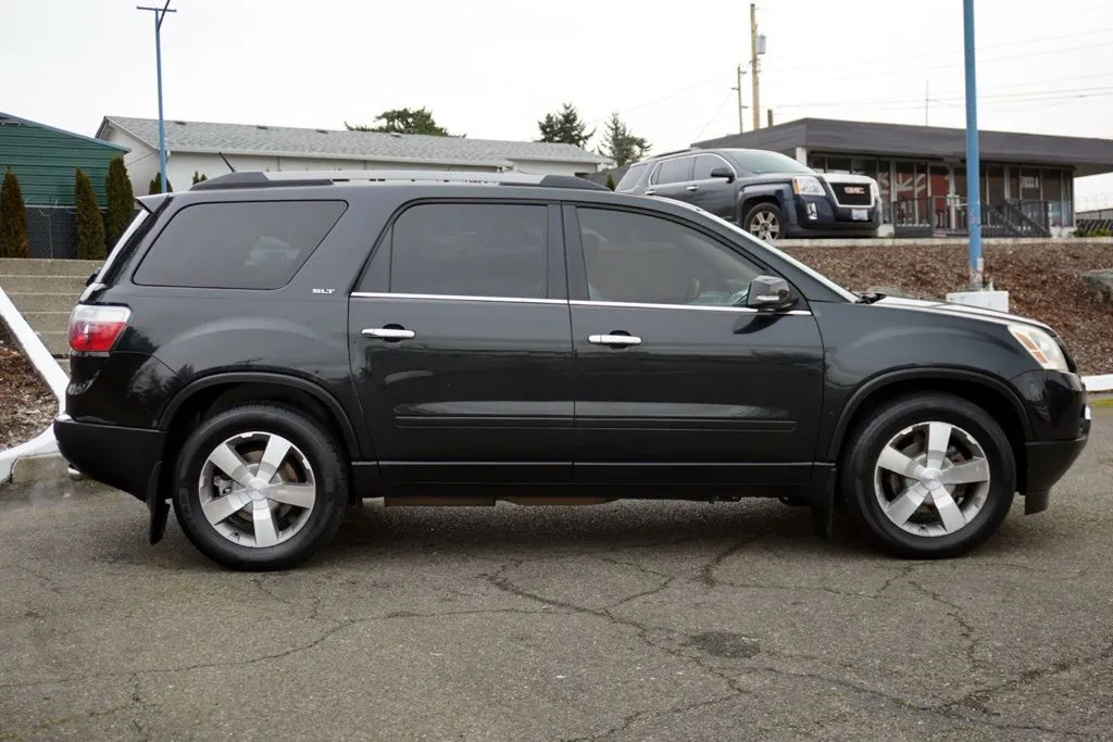 GMC Acadia photo 6