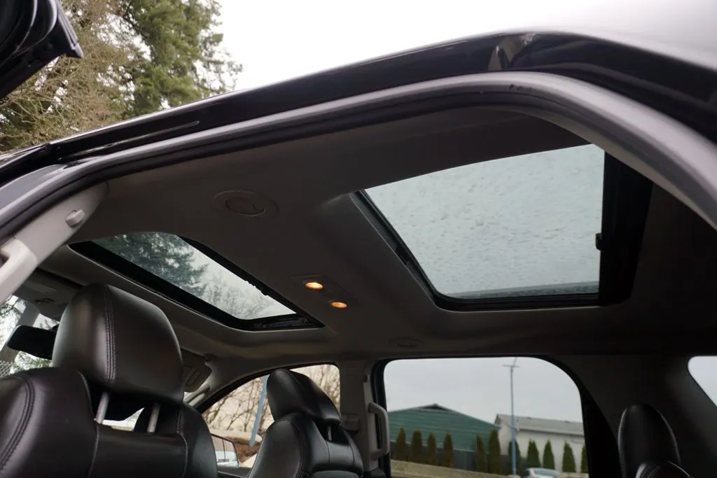 GMC Acadia photo 11