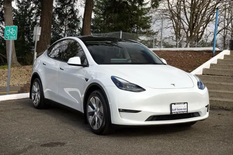 White 2023 Tesla Model Y Long Range for sale in Tacoma, WA