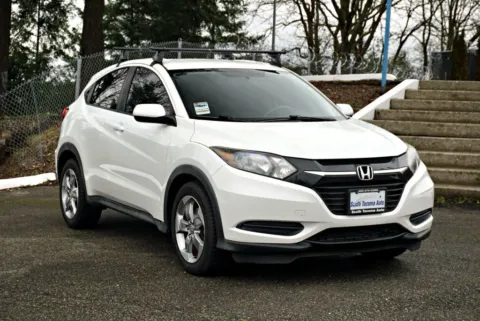 White 2017 Honda HR-V LX for sale in Tacoma, WA