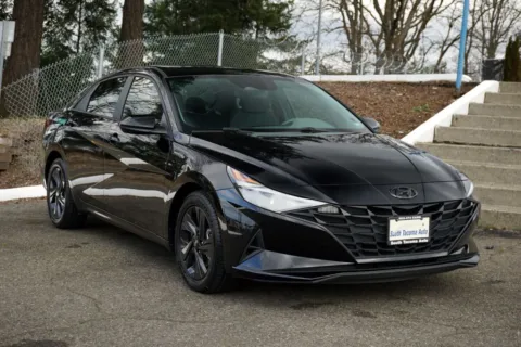 Black 2022 Hyundai Elantra SEL for sale in Tacoma, WA