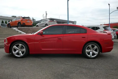 More photos of 2014 Dodge Charger SXT Plus at South Tacoma Auto, WA