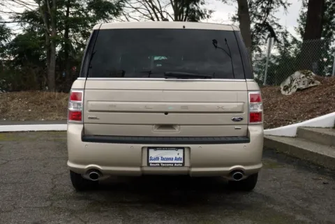 More photos of 2018 Ford Flex SEL AWD at South Tacoma Auto, WA