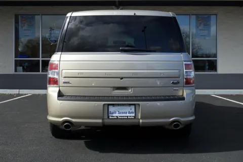 More photos of 2018 Ford Flex SEL AWD at South Tacoma Auto, WA