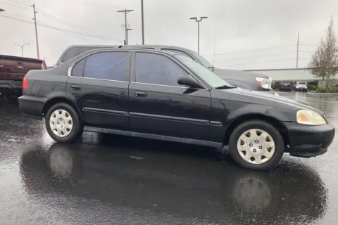 More photos of 2000 Honda Civic LX at South Tacoma Auto, WA