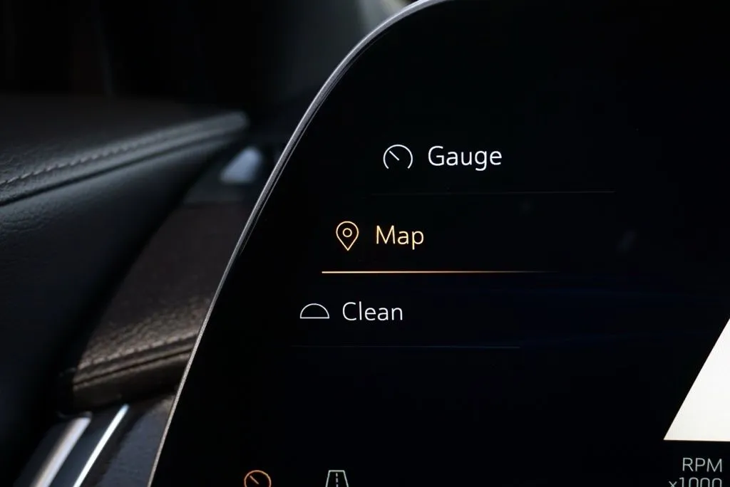 Cadillac XT4 photo 24