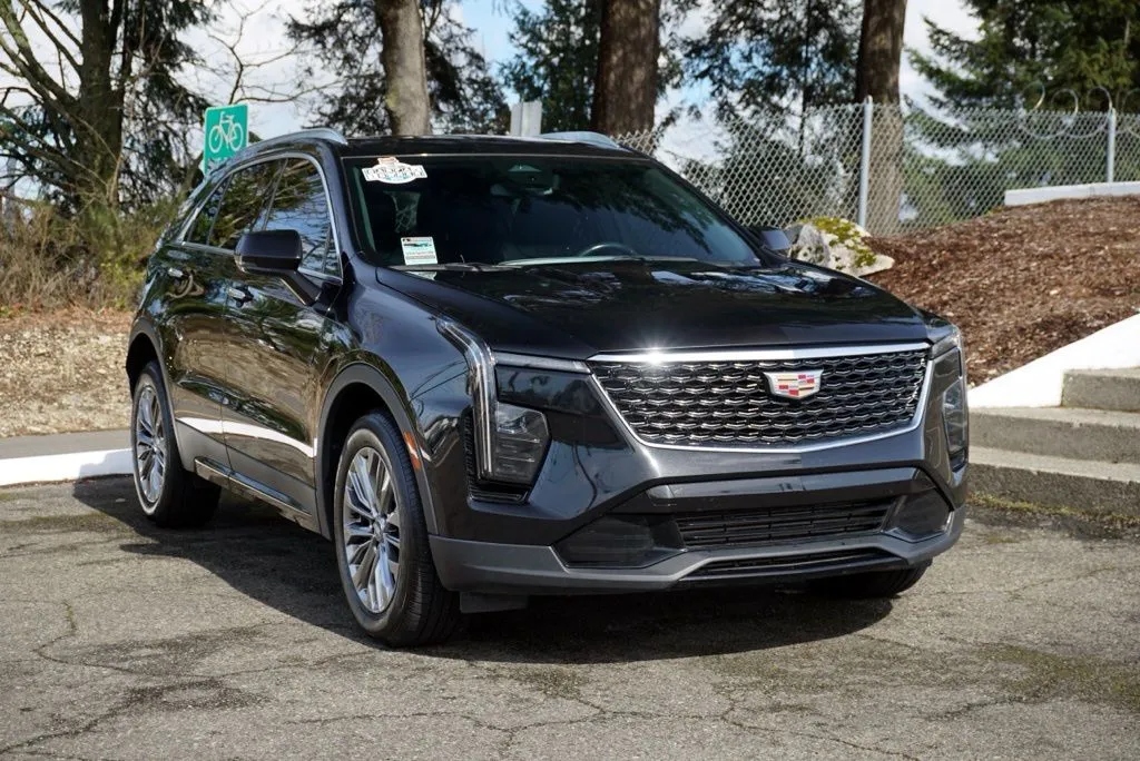 Black 2024 Cadillac XT4 Premium Luxury for sale in Tacoma, WA