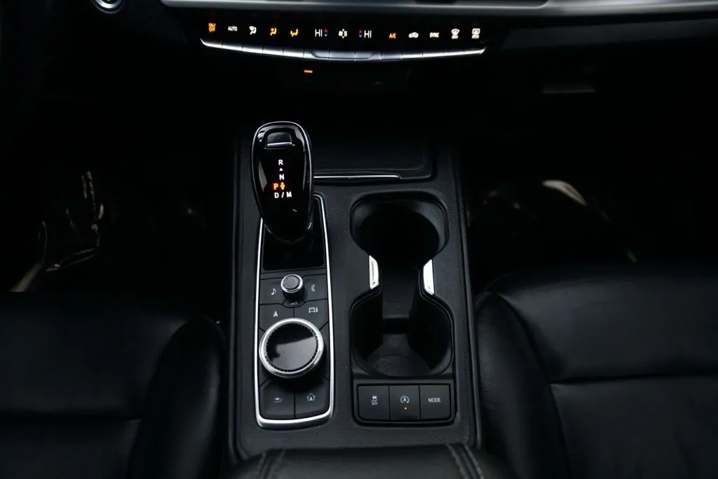 Cadillac XT4 photo 21