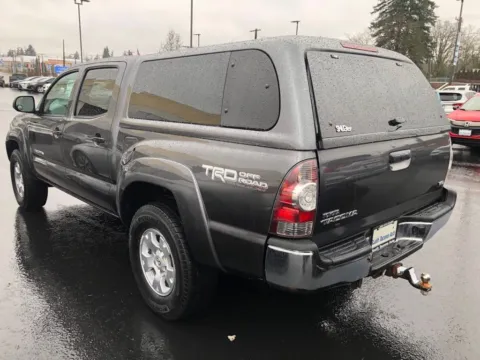 More photos of 2013 Toyota Tacoma  V6 at South Tacoma Auto, WA