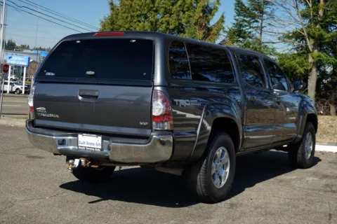 More photos of 2013 Toyota Tacoma  V6 at South Tacoma Auto, WA