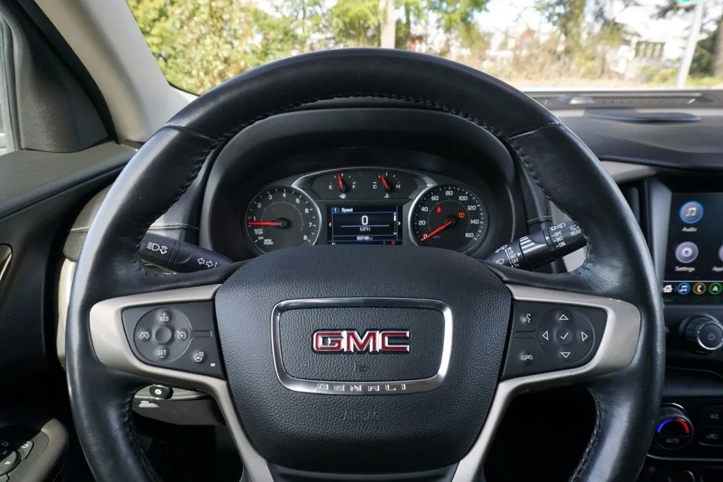 GMC Terrain photo 17