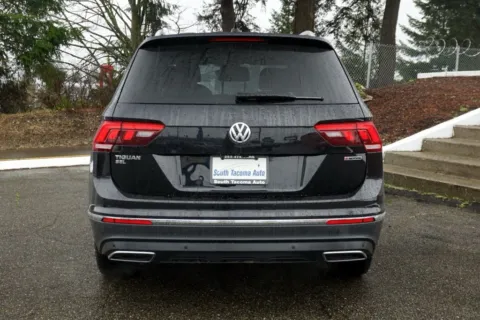 More photos of 2021 Volkswagen Tiguan 2.0T SEL at South Tacoma Auto, WA