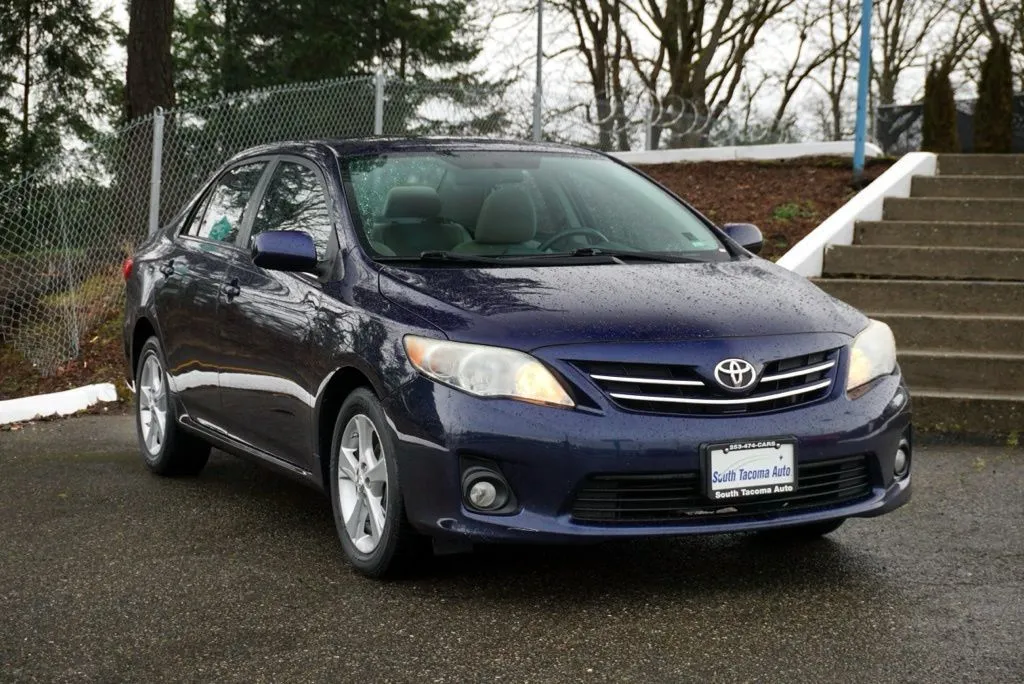 Black 2013 Toyota Corolla LE for sale in Tacoma, WA