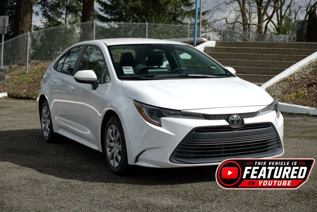 2024 Toyota Corolla LE CVT's photo