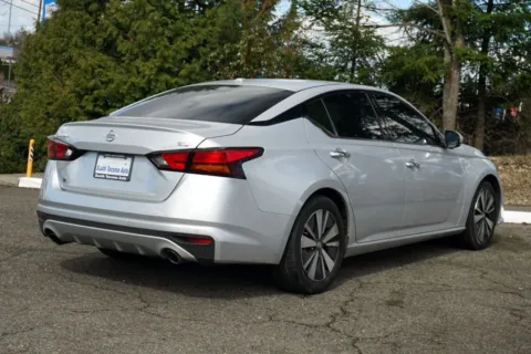 Another view of 2019 Nissan Altima 2.5 SL for sale in Tacoma, WA at South Tacoma Auto