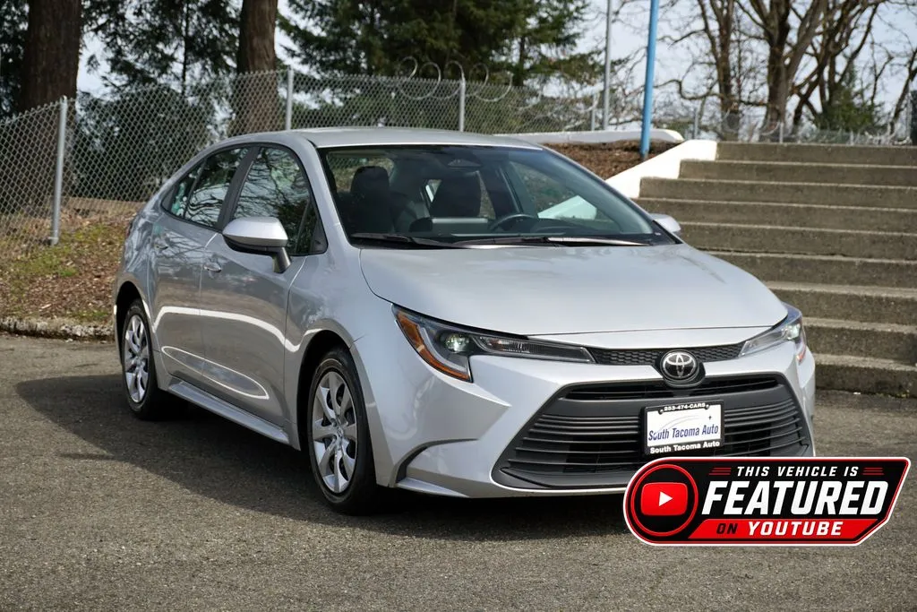 2024 Toyota Corolla LE CVT's photo