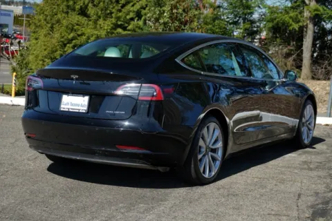More photos of 2019 Tesla Model 3 Long Range at South Tacoma Auto, WA