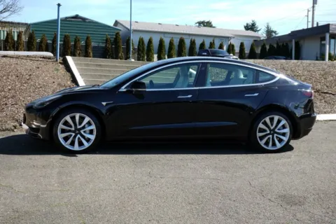 Photos of 2019 Tesla Model 3 Long Range for sale in Tacoma, WA at South Tacoma Auto