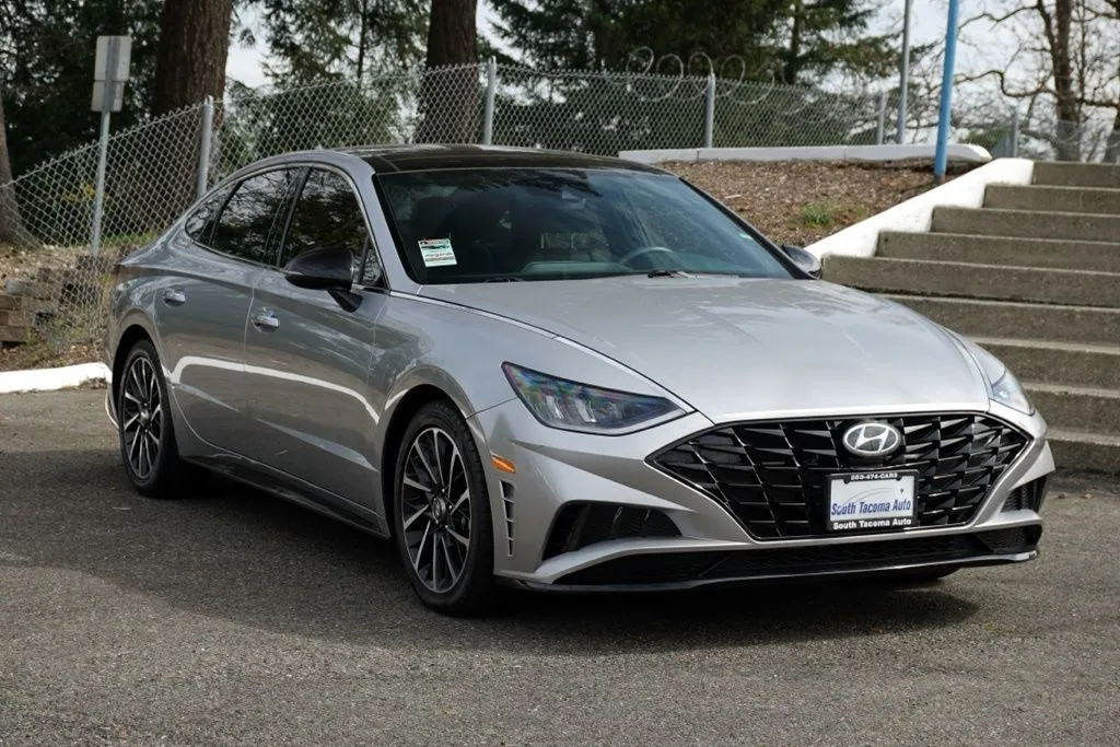 2020 Hyundai Sonata SEL Plus's photo