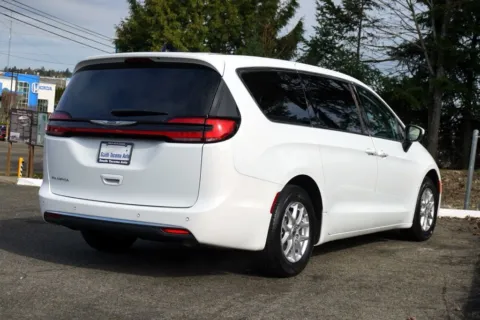 Another view of 2023 Chrysler Pacifica Touring L for sale in Tacoma, WA at South Tacoma Auto