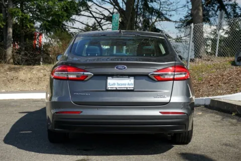 More photos of 2019 Ford Fusion Hybrid SE at South Tacoma Auto, WA