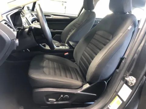 Photos of 2019 Ford Fusion Hybrid SE for sale in Tacoma, WA at South Tacoma Auto